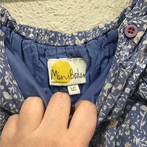 Mini Boden Girls 5-6Y Cross Back Pinafore Dress Blue Bird Print Seascape Cotton - Picture 3 of 6